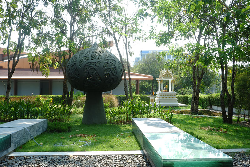The garden in front of the ThaiHealth building.