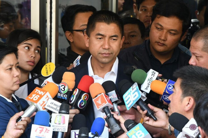 Surachate “Big Joke” Hakparn speaks to the media in front of Bang Rak police station on Jan. 8, 2020.