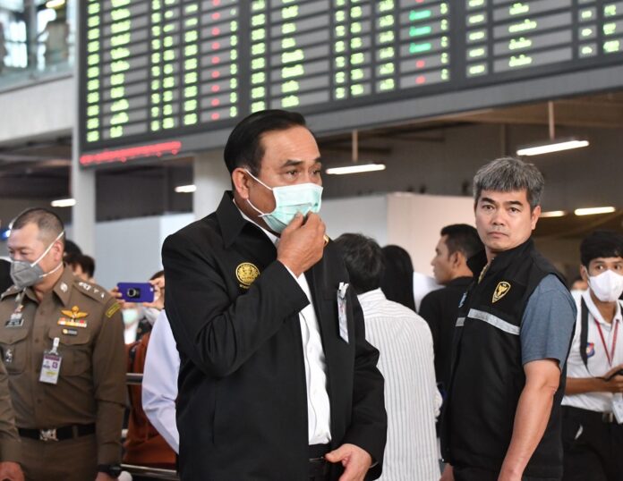 PM Prayut Chan-o-cha at Suvarnabhumi Airport on Jan. 30, 2020.