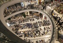 Terminal 21 Korat Reopens After Honoring Victims of Mass Shooting