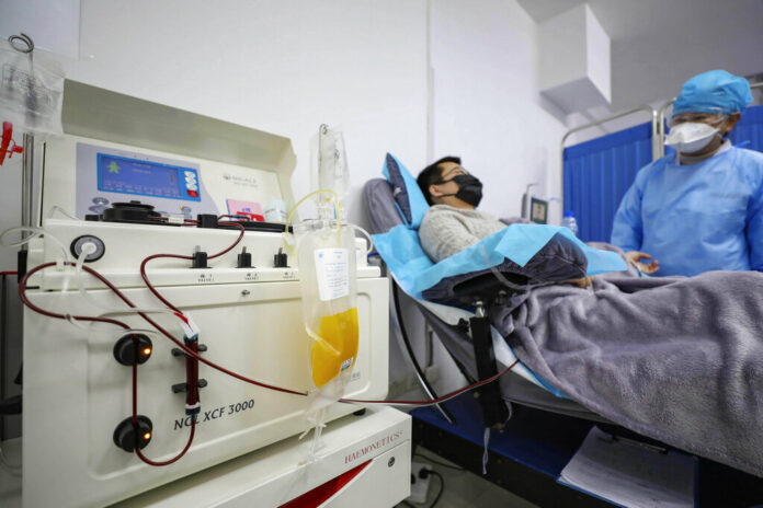 APTOPIX China Outbreak