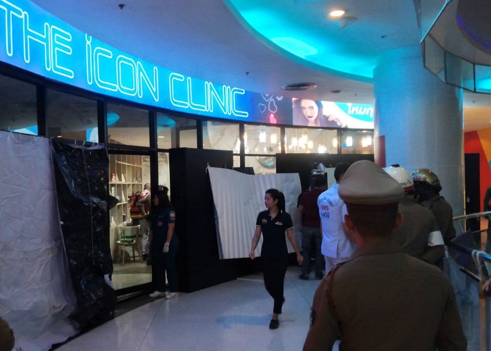 1 Killed 1 Injured In Shooting At Bangkok Mall Gunman Escapes