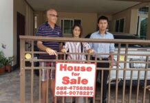 Thai-Canadian Couple Protests Cops’ Inaction After Break-in Robert Vinn, left, and his wife Duenpen Vinn, center, at their house in Rayong province on Feb. 19, 2020.