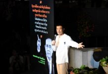 Army Reform Cannot Be Left to the Military, Thanathorn Tells Rally