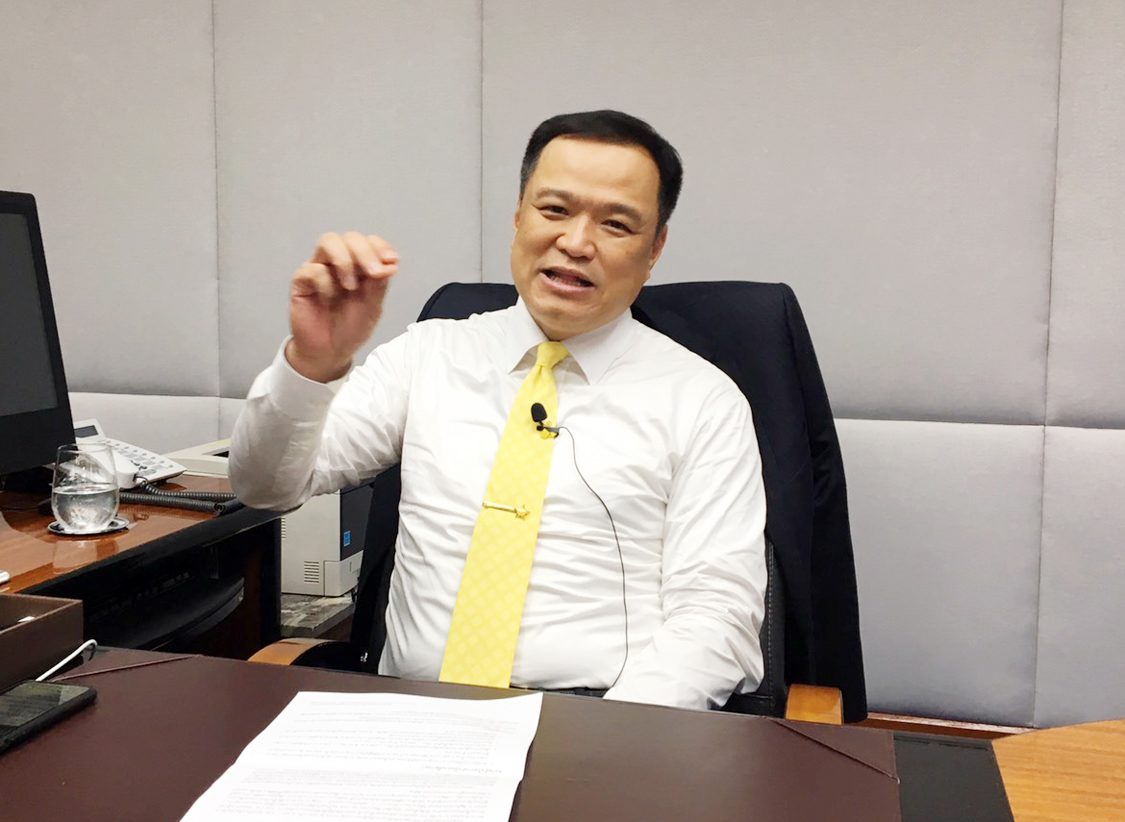 Health Minister Dirty Europeans Pose Virus Risks To Thailand