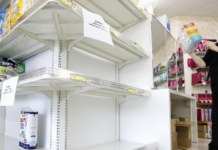 Stockpiling Spread as Tokyo Tightens Grip Over Coronavirus