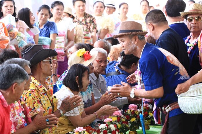 Officials participate in traditional Songkran greeting ceremony on April 13, 2017, in Pathum Thani.