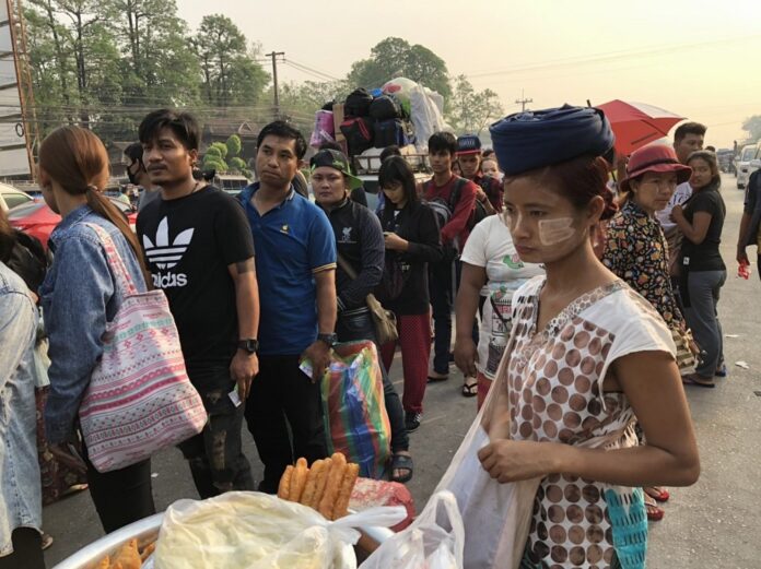 A file photo of Burmese migrant workers at Thai-Myanmar border on April 8, 2019.
