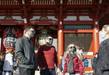 Visitors to Japan Plunge in February Amid Virus Fears