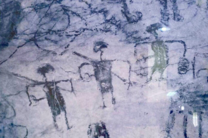 A photo showing one of the paintings found at Khao Yala archaeological site.