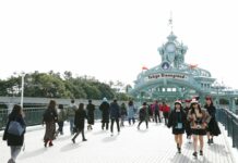 Tokyo Disneyland Workers Seek Pay During Virus Shutdown