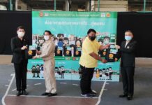 Royal Thai Army and CPF Jointly Offer Free Foods to People in Need