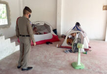 Resort Owner Takes in 3 Russian Tourists Stranded in Phuket