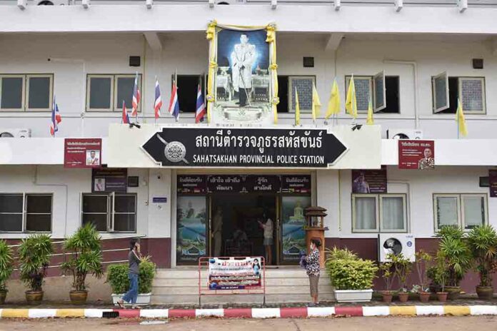 The exterior of Sahatsakhan police station.