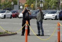 Elon Musk Defies Lockdown, Restarts California Factory