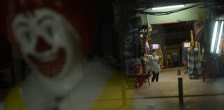 Dark Night: Photos Capture Death of Bangkok’s Nightlife in Pandemic