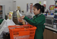 Pandemic Commodity: Japan 7-Eleven to Sell Life Insurance