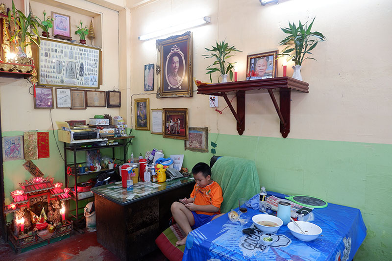 For 45 Years in Yannawa, a Chicken Rice Shop Never Lost Its Charm