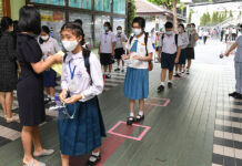 Gov’t to Lift Curfew as Thailand Enters ‘Phase 4’