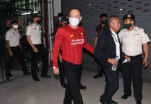 Redshirts Jailed for Protest at King’s Advisor House Nattawut Saikua after their trial concluded on June 26, 2020.