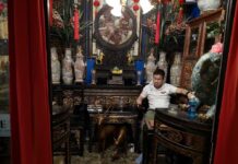Antique Treasure Mall is Back, But Many Customers Aren’t