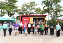 CPF Food Truck Delivered Meals to People in Nongkhame District