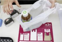 Mandatory Charging for Plastic Shopping Bags Starts in Japan