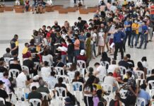 Embassies Won’t Issue Extension Papers for Citizens Stranded in Thailand Massive queues in front of the Immigration Bureau office in March 2020.