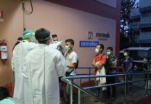 Officials Play Down Virus Risk From Cases Outside Quarantine
