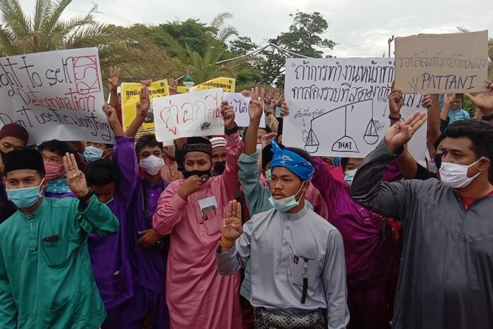 S__20668600 Anti-government protest in Pattani province on Aug. 2, 2020.
