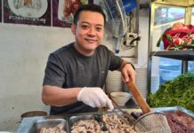 Slurp Boiled Pork Blood and Innards Soup at This 30-Yr-Old Shop