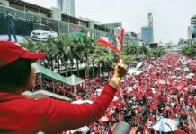 Redshirts Debate Whether to Join Student-Led Protests