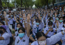 Student Activists Seeking Reforms Debate Education Minister