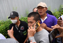 Soldiers Arrested For Assaulting Citizen During Protest Three unidentified plain-cloth soldiers being surrounded by protesters on Sept. 22, 2020. Photo: @iLawFX / Twitter