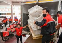 10,000 KG of Used Parcel Packages to be Recycled into Furniture