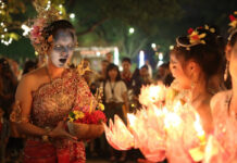 How to Do Both Loy Krathong and Halloween in 1 Night