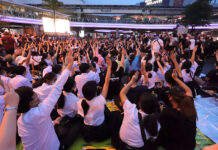 Tycoon Urges Parents to Disown Children Who Join Protest