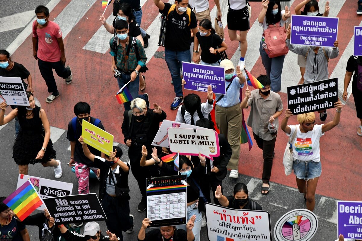 Planned Parenthood Hails New Law Allowing 12 Week Abortion