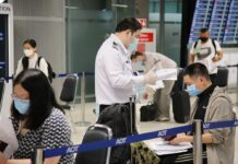 1st Group of Chinese Tourists to Thailand Complete Quarantine