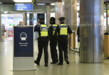 Several EU Nations Halt UK Flights, Fearing Virus Variant