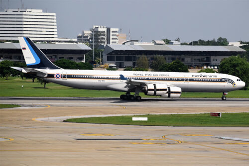 Royal Thai Air Force's Airbus A340-500 taxis at Don Mueang International Airport. Photo: Alec Wilson / Wikimedia Commons