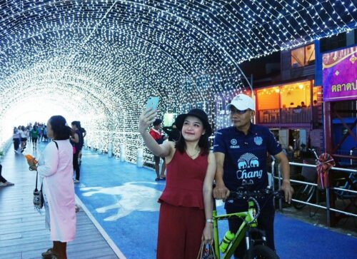 Gov’t Injects 43.5 Bil. Baht Package to Spur New Year Spending