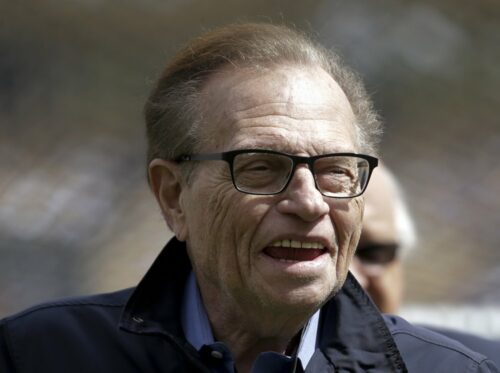 Larry King, Broadcasting Giant for Half-Century, Dies at 87
