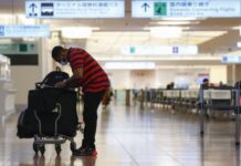 Foreign Visitors To Japan in 2020 Plunge 87.1%, Biggest Drop on Record