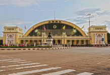 Hua Lamphong’s 100-Year Service To End in November, Gov’t Says Exterior of Bangkok Railway Station, or Hua Lamphong. Photo: Supanut Arunoprayote / Wikimedia Commons