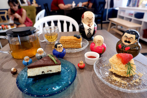 Say ‘Da’ to This Snug Russia-Themed Cafe in Sathorn