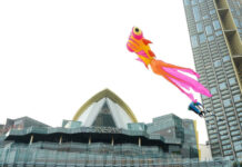 ICONSIAM Summer Kite Playground: Enjoy Kite-Flying and Exciting With International Kite Flyers Performance