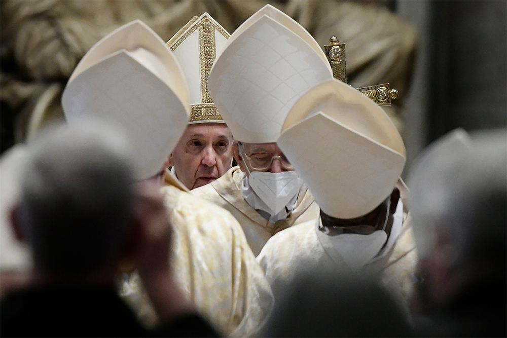 Pope Francis leaves after celebrating Easter Mass at St. Peter's Basilica at The Vatican Sunday, April 4, 2021, during the Covid-19 coronavirus pandemic. Photo: Filippo Monteforte /Pool photo via AP