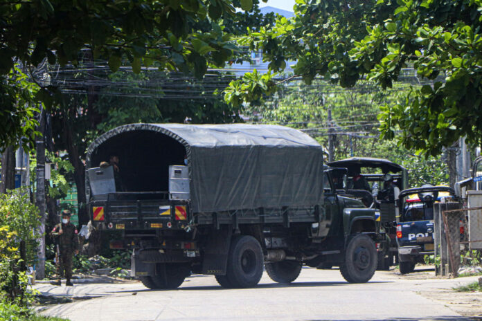 A police vehicle is parked at a road in South Okkalapa township to block anti-coup protesters' gathering in Yangon, Myanmar, Friday, April 9, 2021. Photo: AP A police vehicle is parked at a road in South Okkalapa township to block anti-coup protesters' gathering in Yangon, Myanmar, Friday, April 9, 2021. Photo: AP