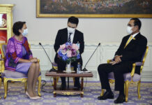 Prayut Tells UN Envoy He Won’t Push Back Myanmar Refugees In this photo released by Government Spokesman Office, United Nations Special Envoy to Myanmar Christine Schraner Burgener, left, talks with Thailand's Prime Minister Prayuth Chan-ocha, right, during a meeting at Government House in Bangkok, Thailand, Friday, May 14, 2021. Photo: Government Spokesman Office via AP